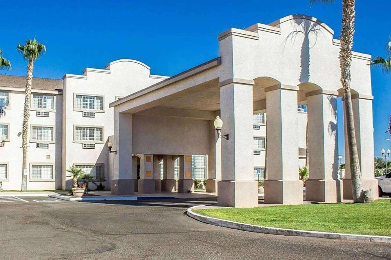 Baymont By Wyndham Safford Exterior foto