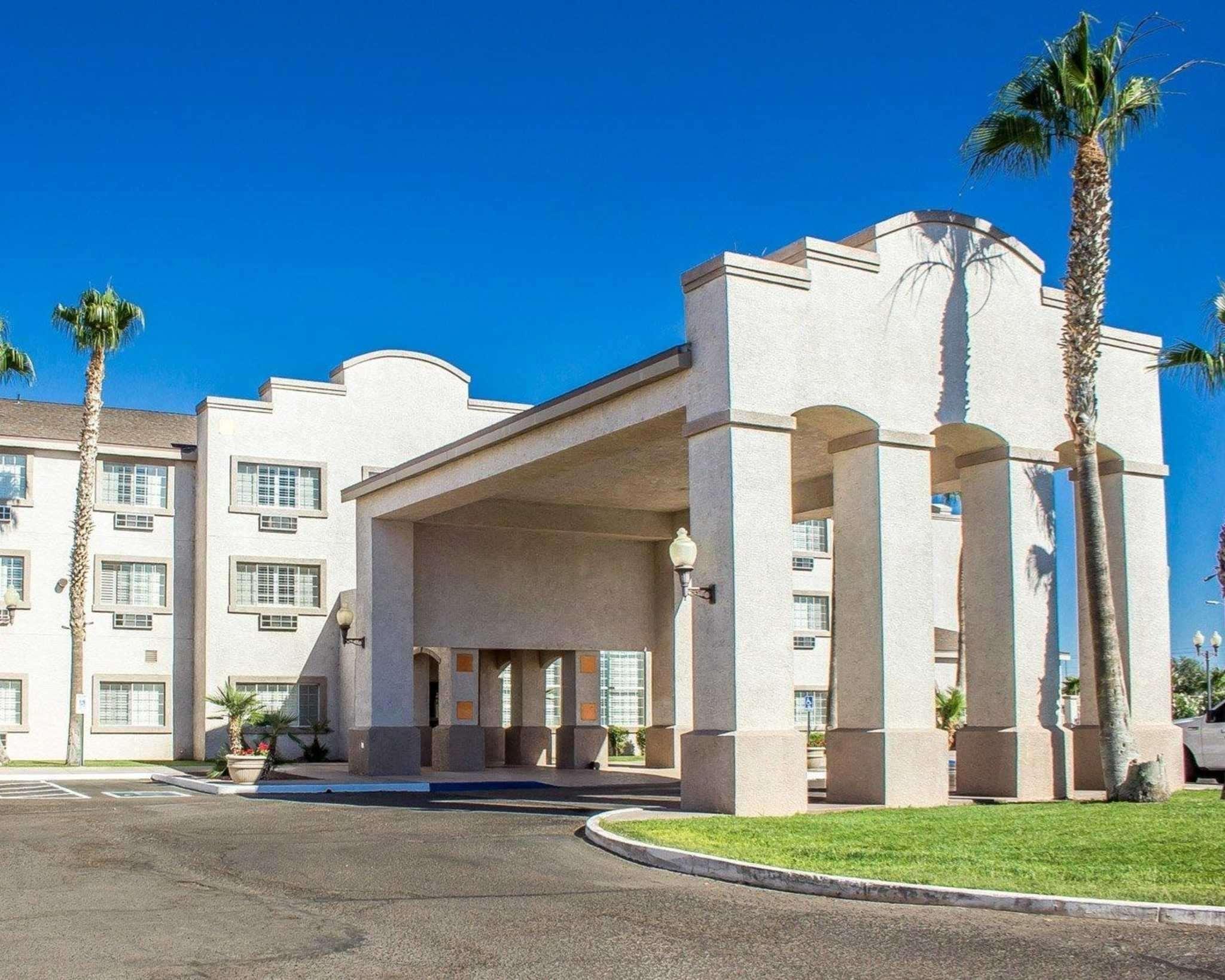 Baymont By Wyndham Safford Exterior foto
