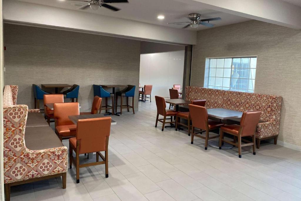 Baymont By Wyndham Safford Exterior foto